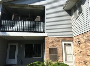 1105 Sunnyslope Dr, Racine, WI 53406