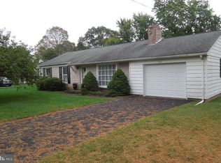 1111 Old Post Rd, Perkasie, PA 18944