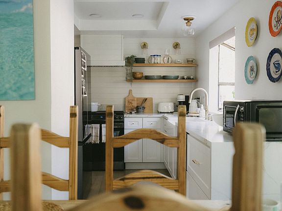 5th image of 5716 Skyview Way #B
