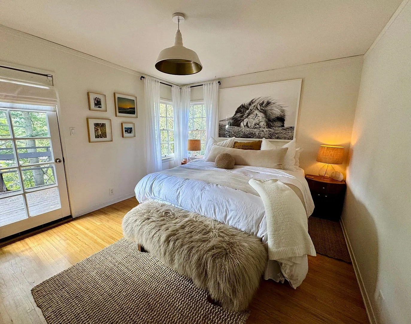 Gated Lauren Canyon Farmhouse Retreat with Saltwater Pool, Spa Deck & Canyon Views! — Photo 4