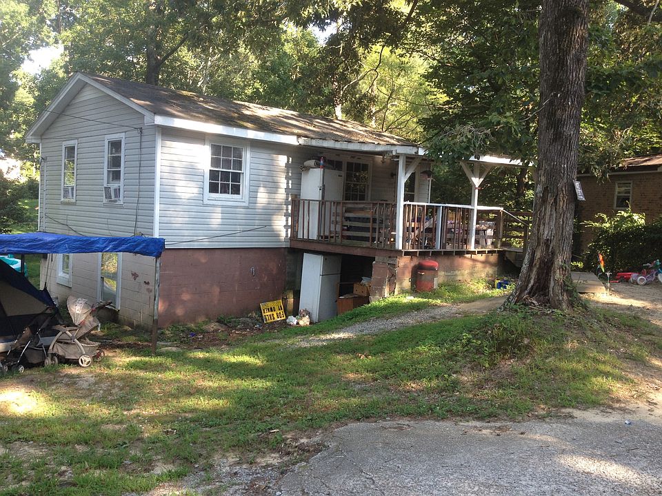 2nd image of 1312 Huey Rd