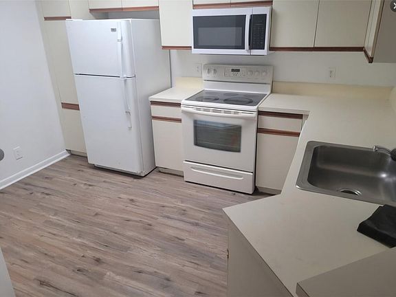 3rd image of 8741 Wiles Rd APT 305