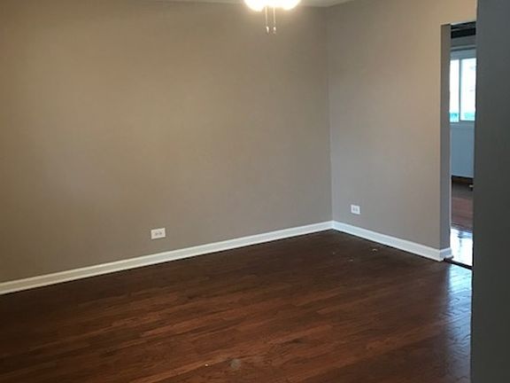 3rd image of 6853 Longmeadow Ln