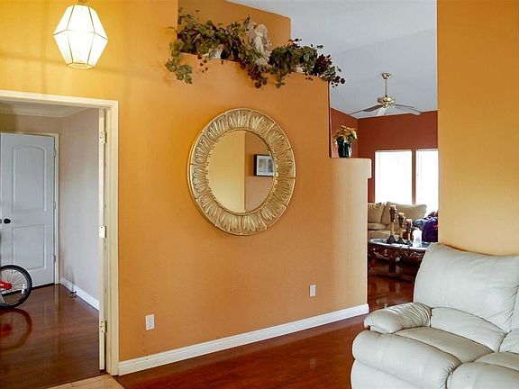 3rd image of 4817 Wild Rose Dr