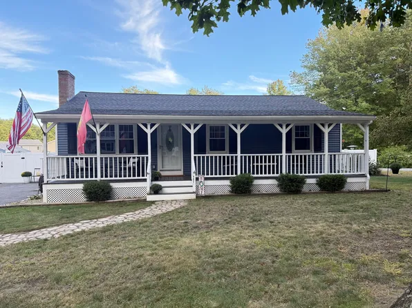 876 Chandler St, Tewksbury, MA 01876