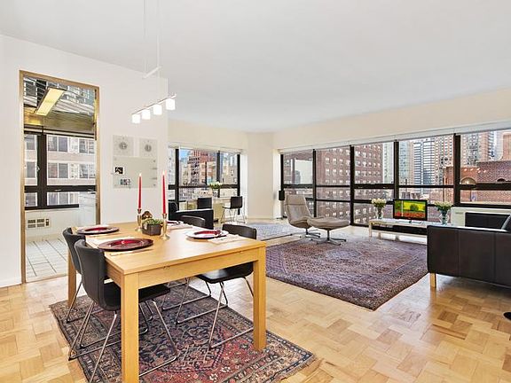 3rd image of 415-423 E 54th St #17-H