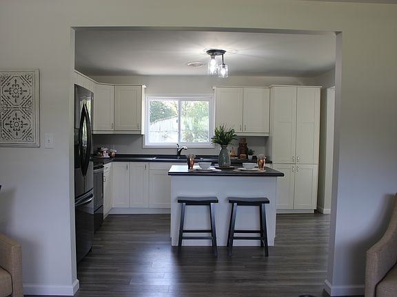 Open kitchen