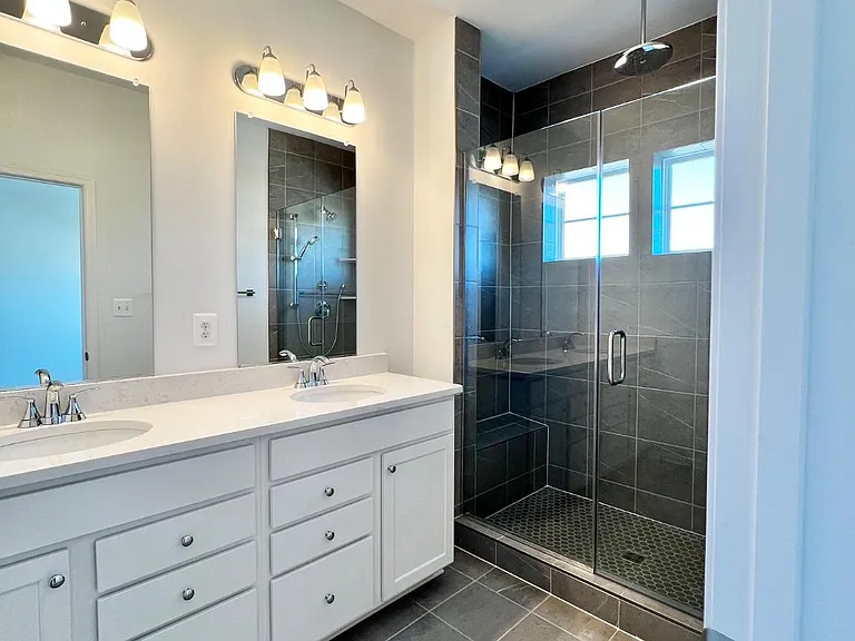 357 Andrew Ct — Photo 30