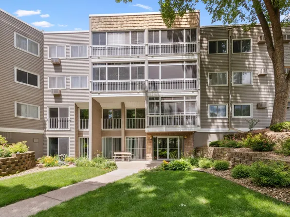 135 Viking Dr E APT 206, Little Canada, MN 55117
