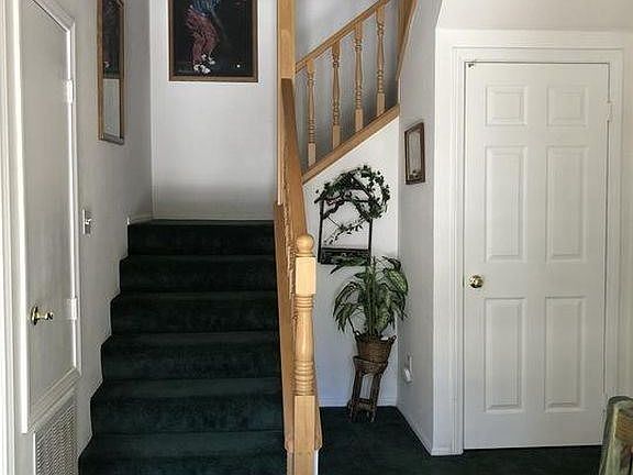 2nd image of 43100 Bear Creek Ct