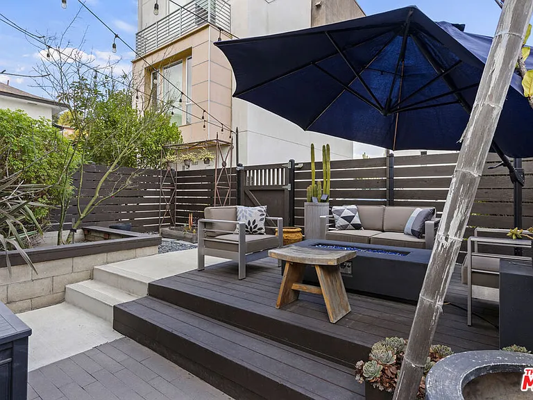 2217 Branden St — Photo 18