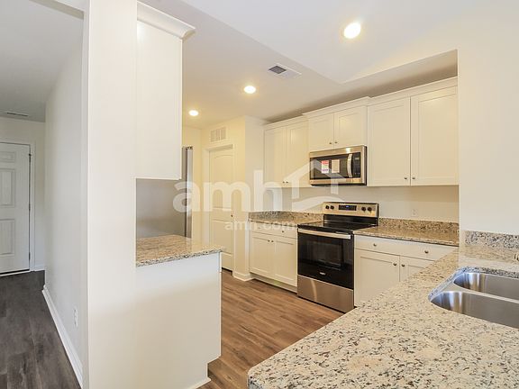 3rd image of 1355 John Swann St
