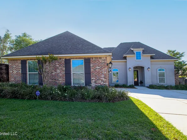905 Burdonne Dr, Biloxi, MS 39532