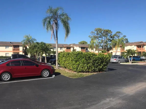 1830 Abbey Road #105, West Palm Beach, FL 33415