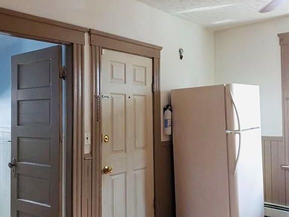 4th image of 175 6th Ave Floor 3