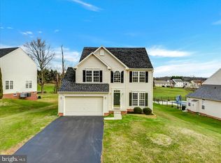 652 Sawgrass Dr, Charles Town, WV