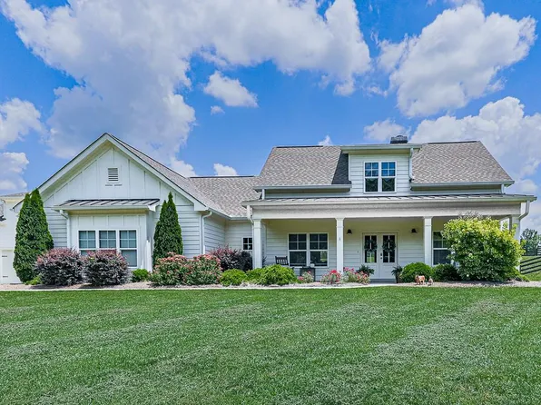 151 Lakes Dr, Canton, GA 30115