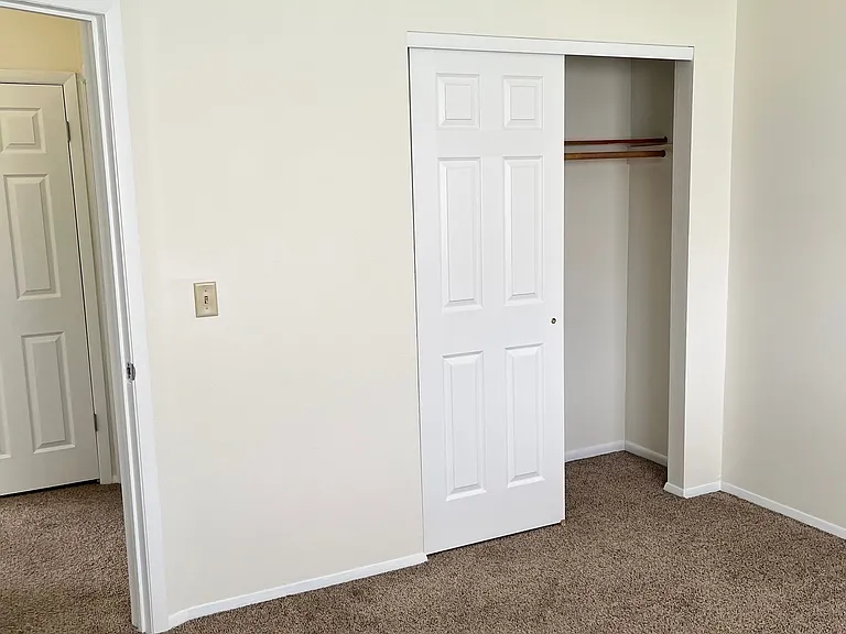650 E Lincoln Ave — Photo 24