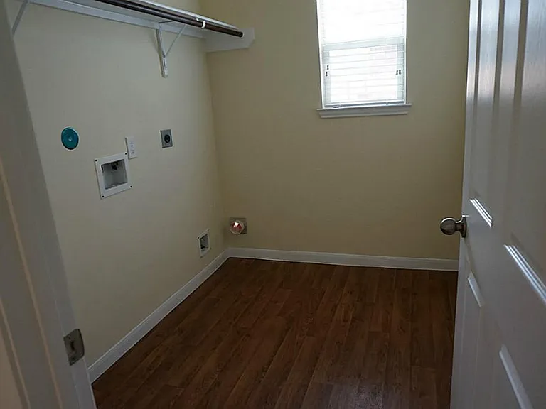 2622 Whitetip Ct — Photo 13