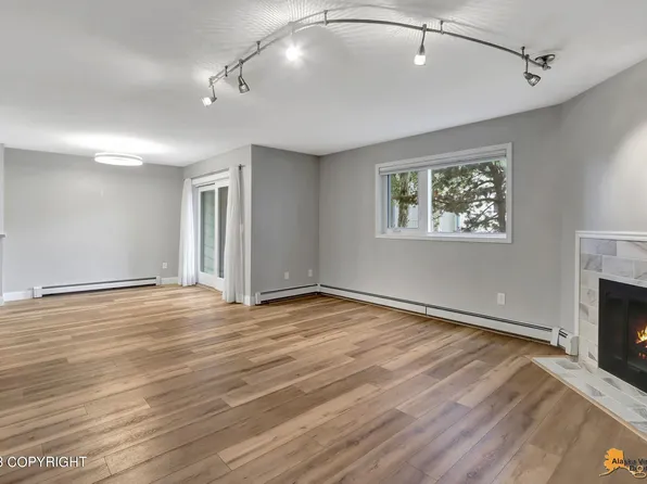 2861 W International Airport Rd #E102, Anchorage, AK 99502