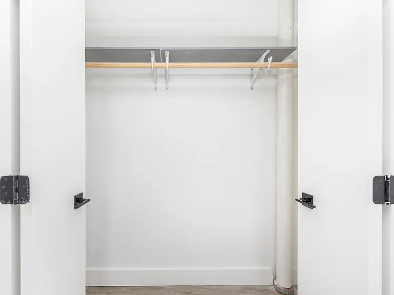 1252 Main St #1S — Photo 11