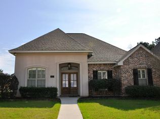 412 Brown Thrasher Loop S, Madisonville, LA 70447