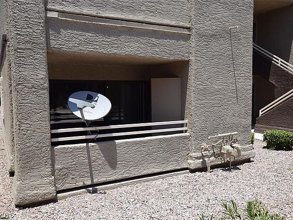 3rd image of 5070 S Rainbow Blvd Unit 101