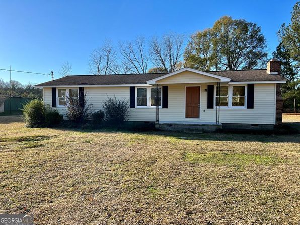 980 McCook St, Cadwell, GA 31009