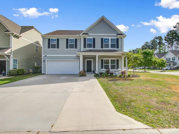 400 Snowy Plover Ln, Summerville, SC 29486