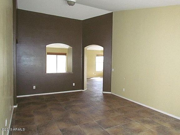 5th image of 2722 N 108th Dr