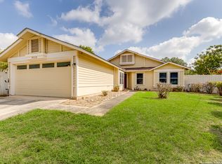 9115 Tree Vlg, San Antonio, TX 78250
