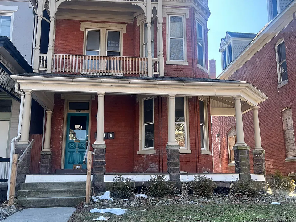 546 High St