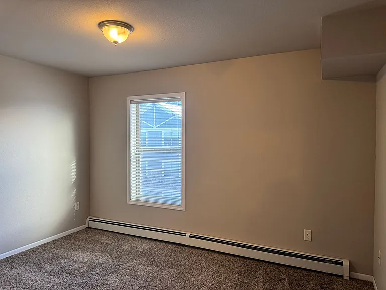 Aspen Trail Apartments — Photo 11