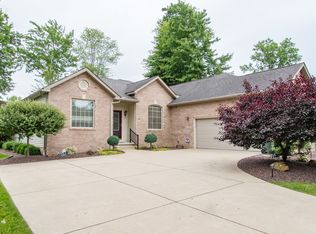 2160 Redwood Pl, Canfield, OH