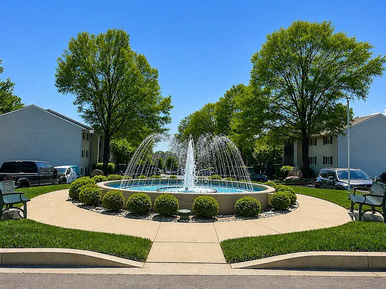 5 Lockhart Cir #J — Photo 16