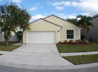 319 SW 192nd Ave, Pembroke Pines, FL 33029