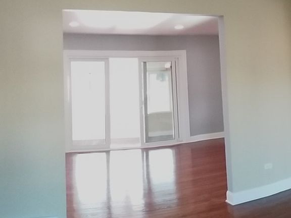 4th image of 16650 Woodlawn Ct