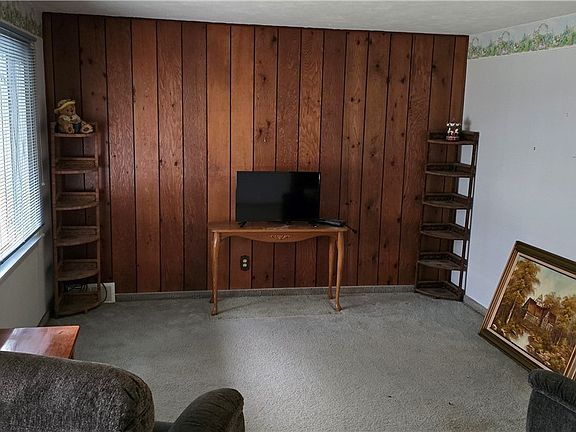 2nd image of 1352 Madison Ave