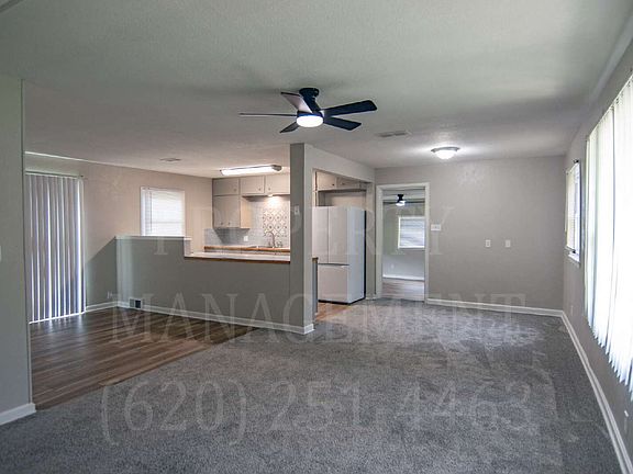 2nd image of 608 Waverly Way