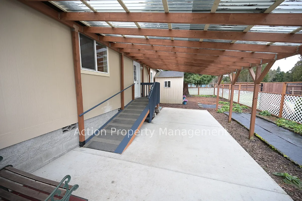 Building Photo - 42 Heather Cir