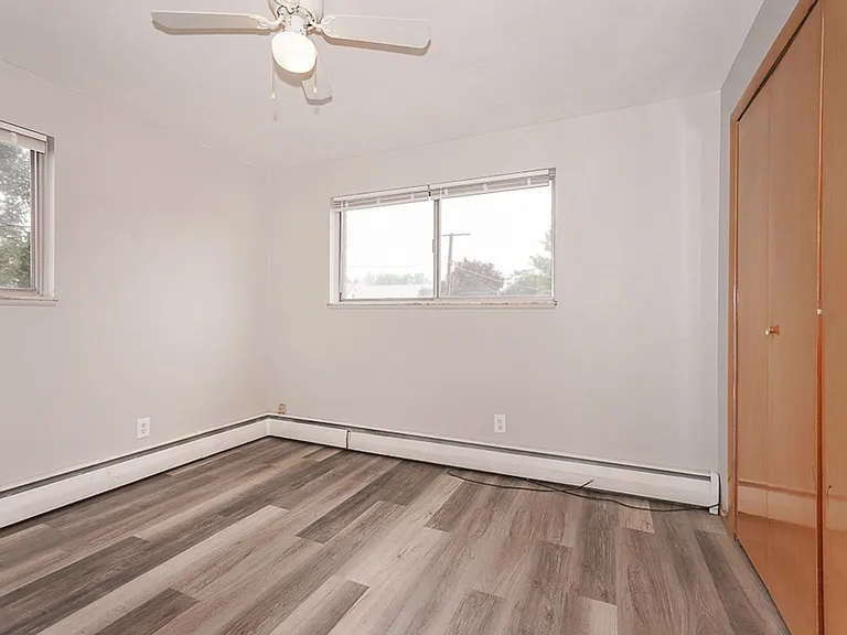 4224 W 20th St — Photo 14