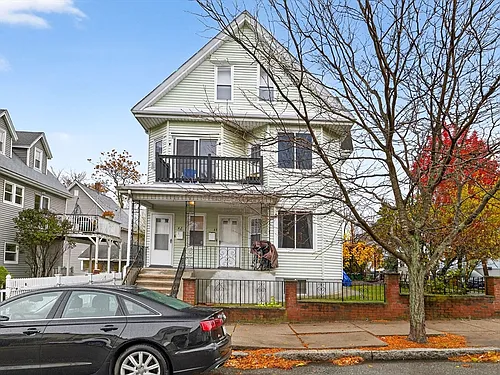 42 William St Photo 1