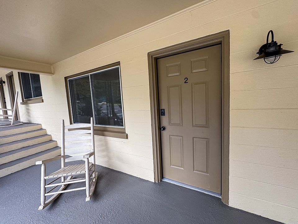 1st image of 1595 Soco Rd APT 2