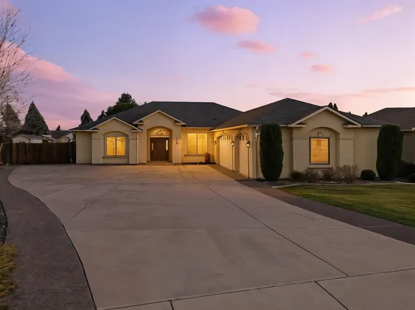 4224 Norma Loop, West Richland, WA 99353