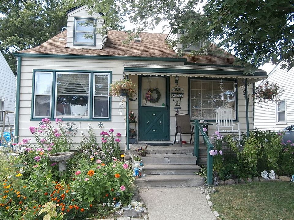 1st image of 21311 Eastwood Blvd