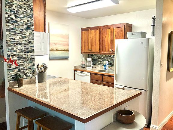 4th image of 21 Wailana Pl APT 2A