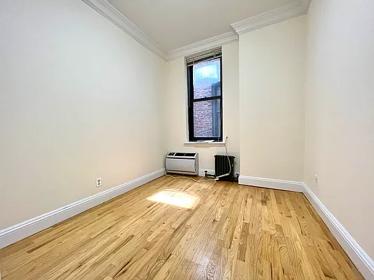 Rented by Nolita Group | media 11