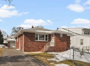 22 Chestnut St, Clifton, NJ 07011