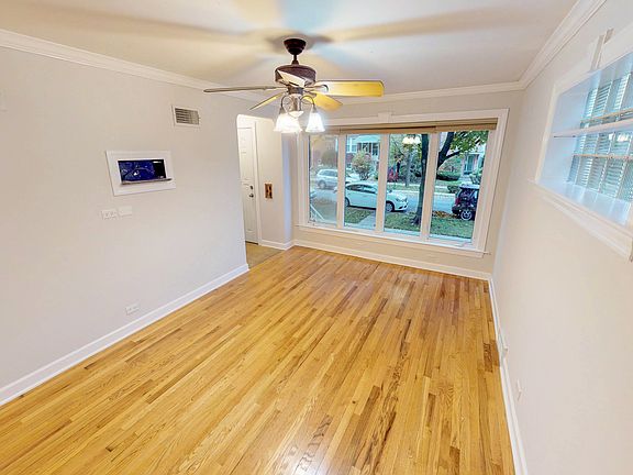 4th image of 2943 N 75th Ave