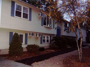 6 Harvard St, Cranston, RI 02920